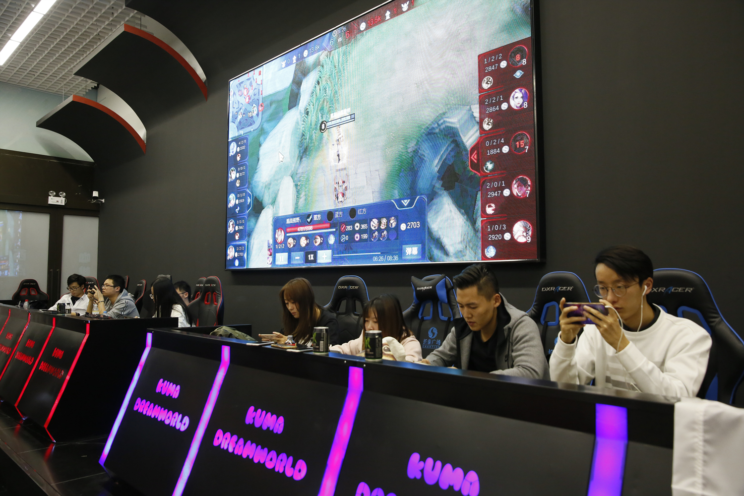 【前瞻】2025LPL春季赛 V5 vs TES，令人生畏的银河战舰回来了？