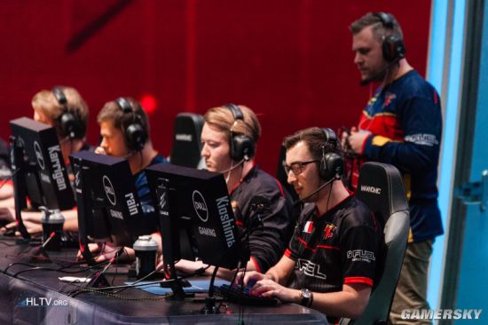 LPL打野Sofm年薪2千万，只比Karsa低一点