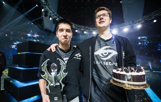 CSGO Elisa大师赛，Fnatic轻松横扫BIG夺冠