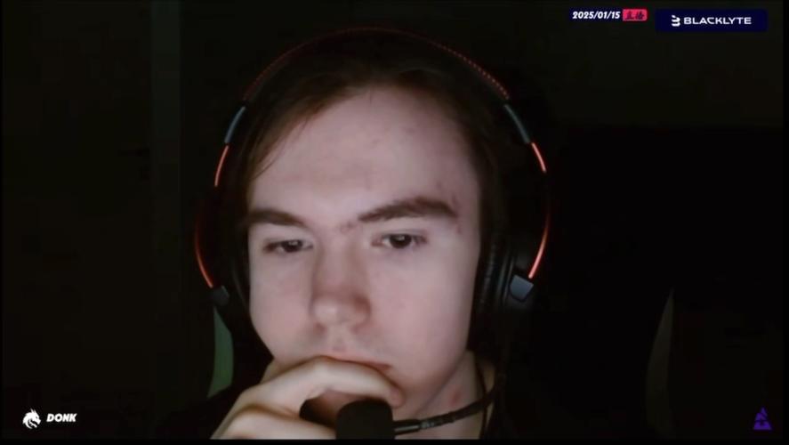 JIEJIE Lillia的古代 Dragon 混战难以逆转，JKL Jhin的800攻击团战收割 Top Esports 并获得比赛点