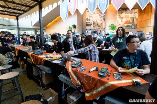 ThunderTalk Gaming 发布了阵容的第一阶段： HOYA ， Beichuan ， SeTab ， 1xn ， Feather