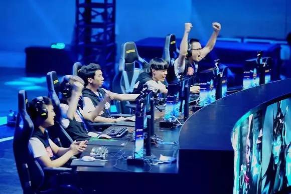 ANIMAJOR外卡赛开战！iG一胜一平暂居榜首，VG三平不容乐观