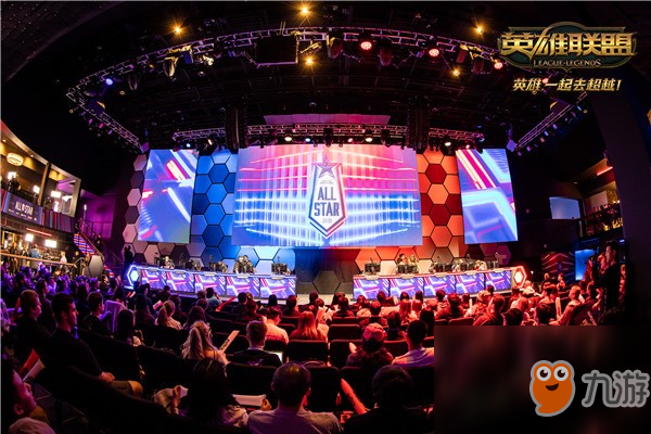 Navi将在IEM Katowice 2025的比赛中面对 Spirit ，以争夺季后赛名额